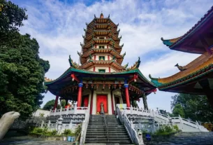 Yuk Berkunjung ke Wisata Pagoda Avalokitesvara di Jawa Tengah