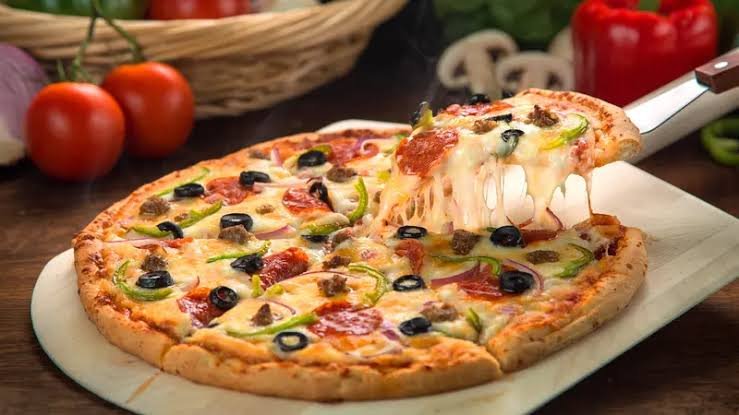 Sejarah Pizza: Dari Italia ke Seluruh Dunia