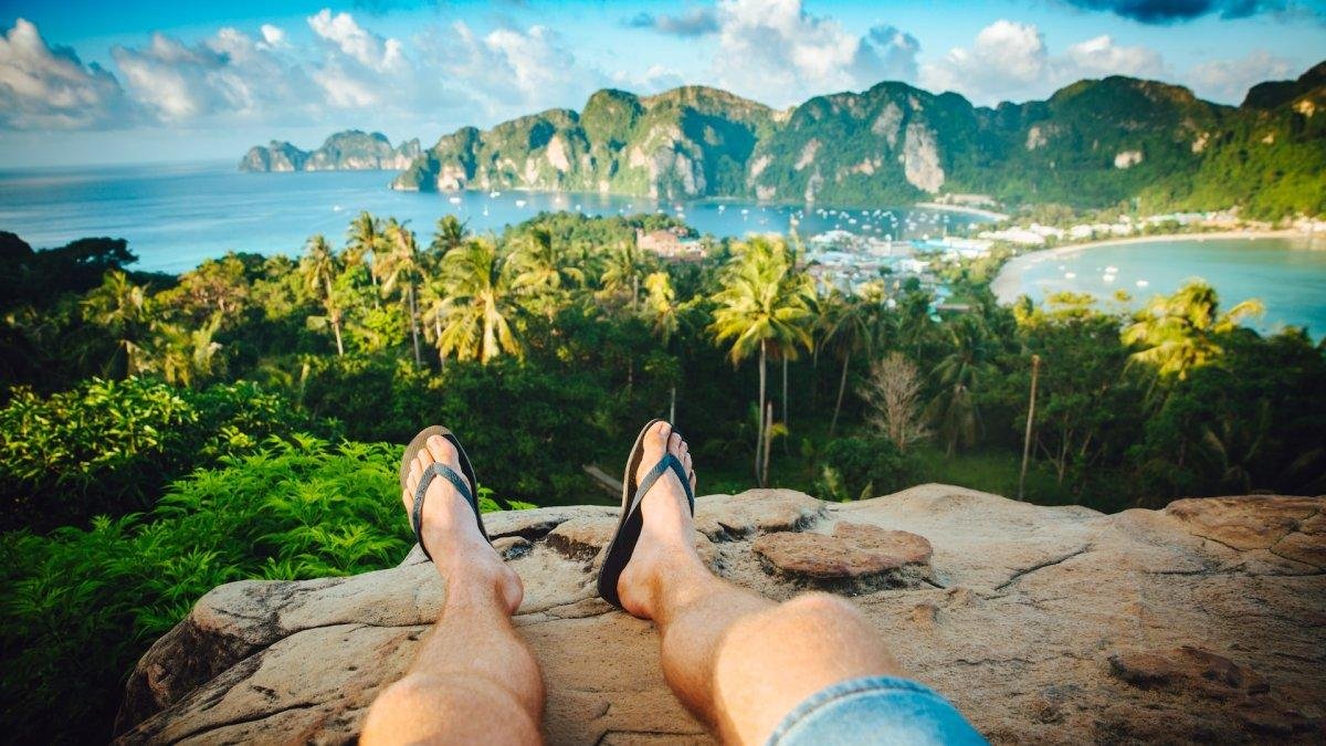 10 Situs Terbaik untuk Menemukan Diskon Liburan Impian Anda