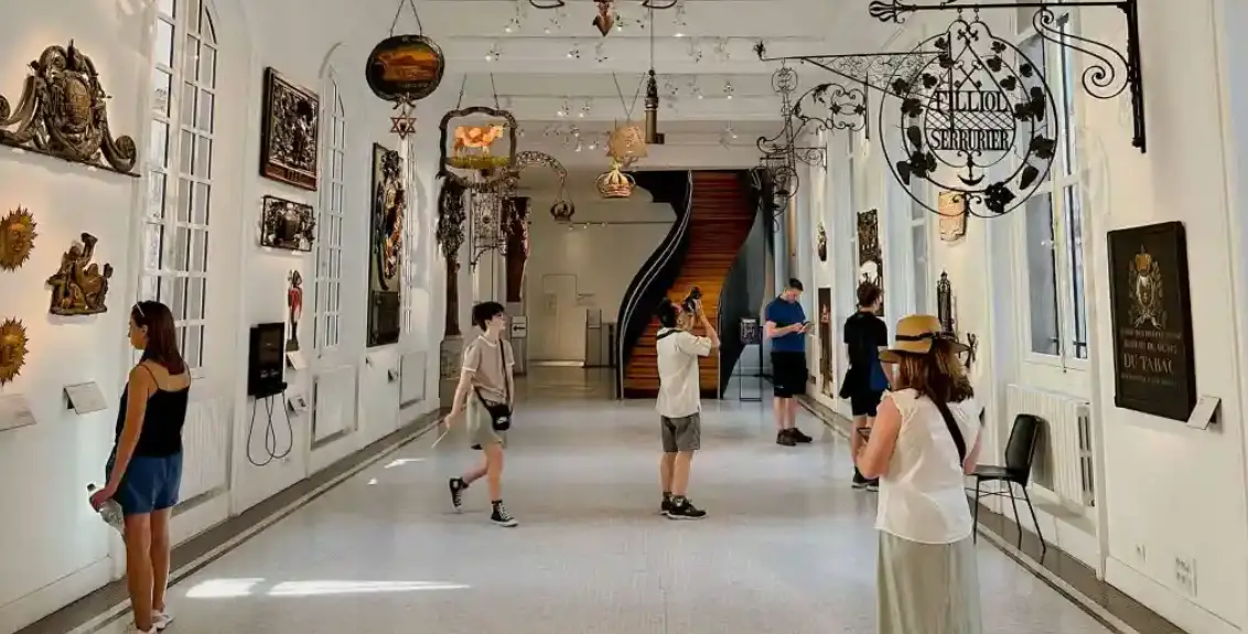 Liburan di Kota-Kota Penuh Seni dengan Galeri dan Museum Terbaik