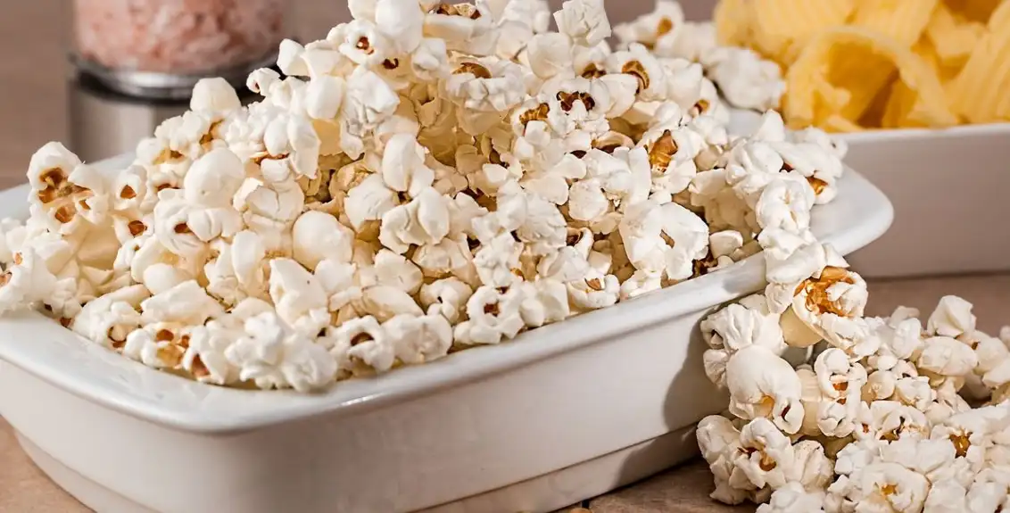 Cemilan Teman Diet: 7 Snack Rendah Kalori yang Nggak Bikin Bosan