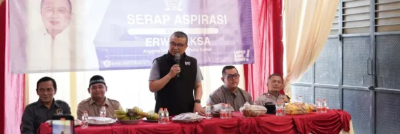 Erwin Aksa Serap Aspirasi Masyarakat Krendang, Tambora: Masyarakat Menyoroti Masalah Infrastruktur dan Bantuan Sosial